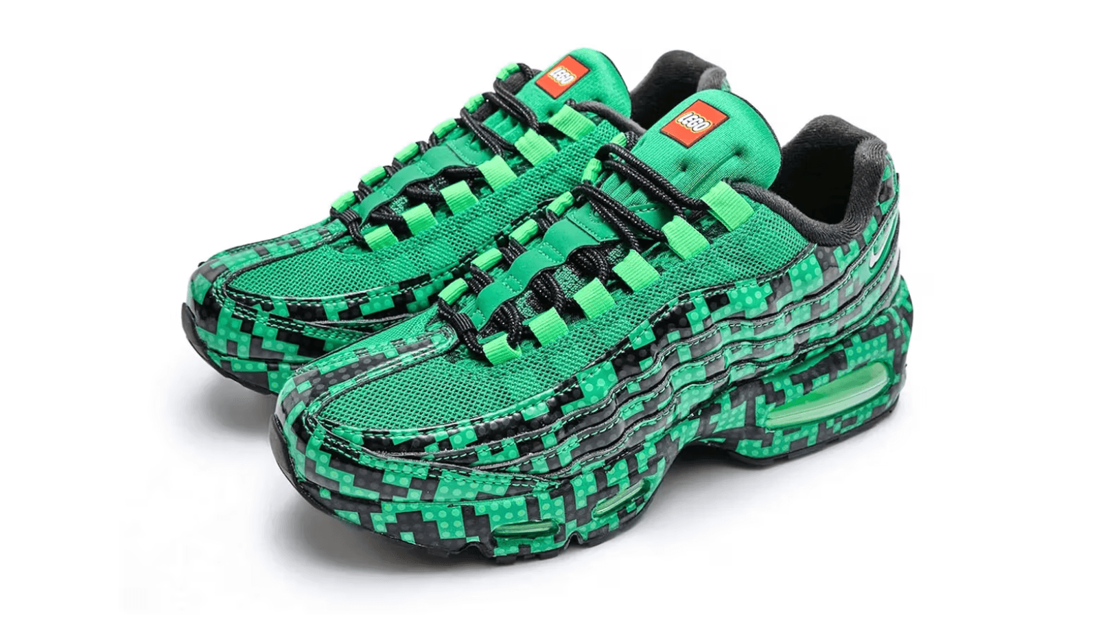 LEGO x Nike Air Max 95 in colorazione Lucky Green